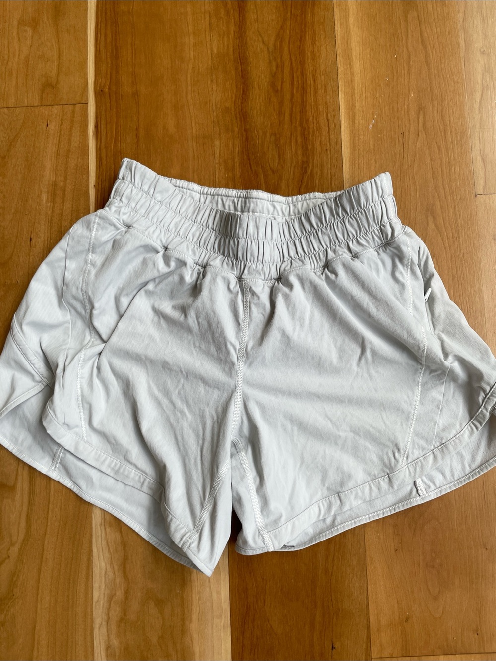 lululemon athletica pale gray Athletic Hottie Hot  Shorts 4.5 inch